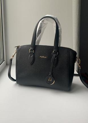 Черная кожаная сумка minerva furla3 фото