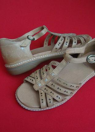Босоніжки clarks wide fit 38 розмір