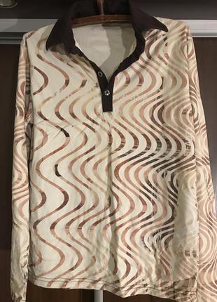 Бежевая рубашка