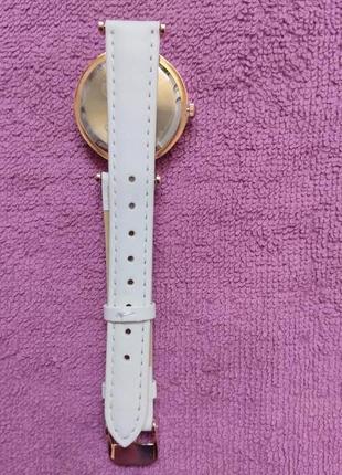 Наручные женские часы ив роше yves rocher3 фото