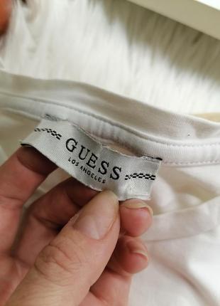 Белая базовая футболка guess4 фото