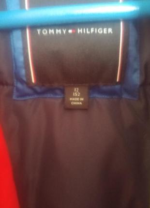 Стильный утепленный бомбер tommy hilfiger4 фото