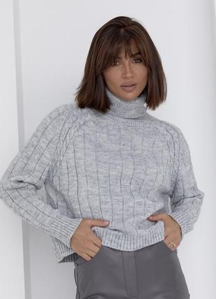 Женский вязаный свитер с рукавами реглан