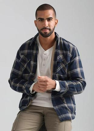 Роскишная утепленная мужская рубашка от бренда wrangler. оригинал из сша