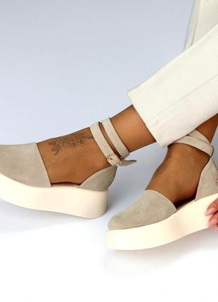 Жіночі натуральні замшеві туфлі бежевого кольору, відкриті туфлі з ремінцем5 фото