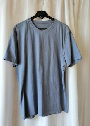 Класні футболки унісекс досить щільні якість швів відмінна в наявності 2 кольори сірий та оливка кра