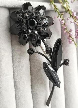 Винтажная брошь цветок, черные кристаллы, винтаж2 фото