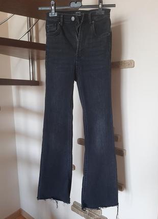 Супер красивые джинсы stradivarius