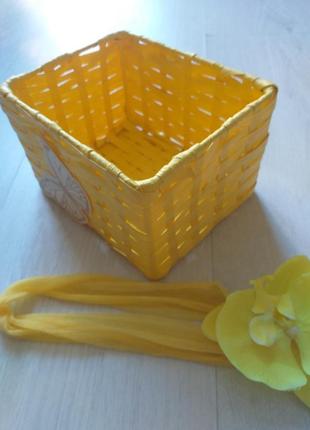 Кошик корзина маленька для речей