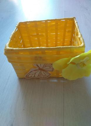 Кошик корзина маленька для речей