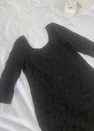 Черное платье от h&amp;m с красивым вырезом, плечами 😍7 фото