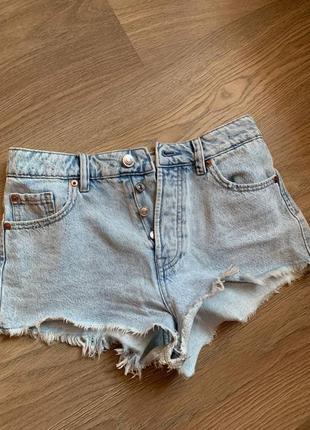 Джинсовые шорты stradivarius