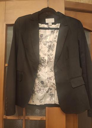 Классический черный пиджак h & m р.38