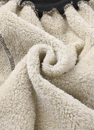 Зимовий чоловічий спортивний костюм