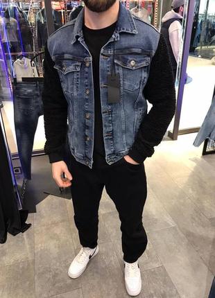 Стильна джинсівка з хутряними мʼякими рукавами мішка якісна джинсова куртка чоловіча