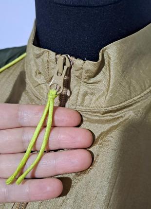 Фирменная легкая куртка ветровка супер качество3 фото