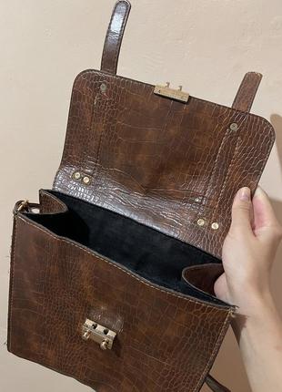 Женская коричневая квадратная сумка под змею принт питона в стиле ранца6 фото