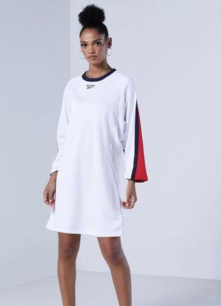 Белое с брючины спортивное платье reebok9 фото