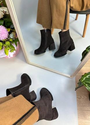Эксклюзивные ботинки из итальянской кожи и замши женские на каблуке с бантиком3 фото