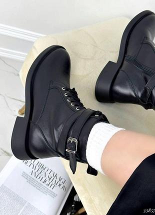 Ботинки демисезонные. утепленные байкой в черном цвете 🖤2 фото