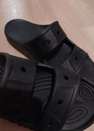 crocs desmentir baya sandal