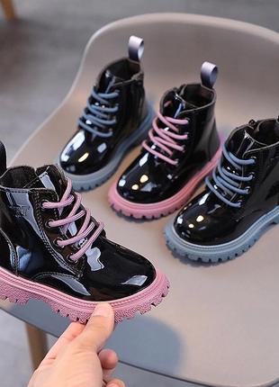 Дитячі демісезонні лакові черевики