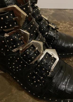 Сапоги ботинки ботинки ботильоны черные кожаные givenchy5 фото