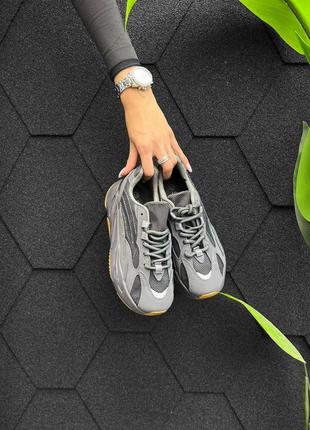 Женские кроссовки boost grey