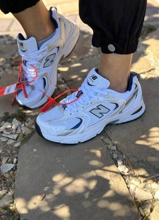 Кроссовки женские белые брендовые