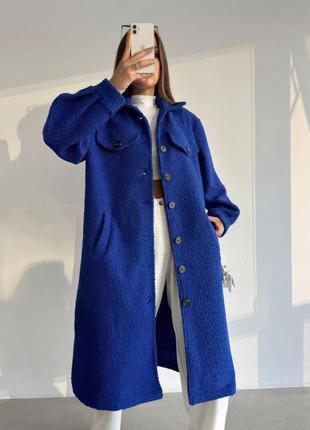 Приголомшливе стильне синє пальто з шерсті тренд 2023 весна осінь