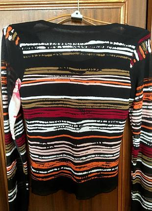 Нежная полупрозрачная блуза с ярким принтом, выполненная в италии.2 фото