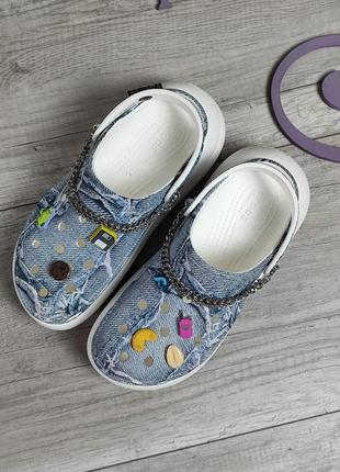 Жіночі шльопанці crocs на високій платформі крокси блакитні принт джинс розмір 383 фото