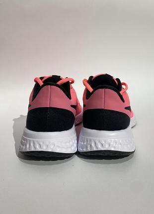 Кросівки жіночі nike revolution 5 pink bq5671-6027 фото