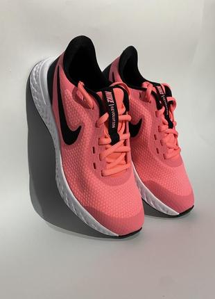 Кроссовки женские nike revolution 5 pink bq5671-6023 фото