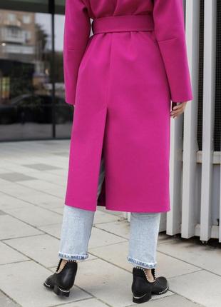 Утепленное кашемировое женское демисезонное пальто цвета фуксии6 фото