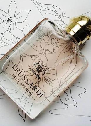 Оригінал trussardi delicate rose 30 ml ( труссарді делікат троянда ) туалетна вода1 фото