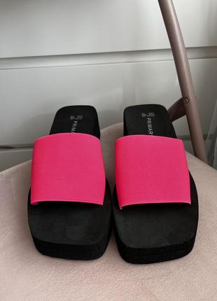 Шлепанцы primark