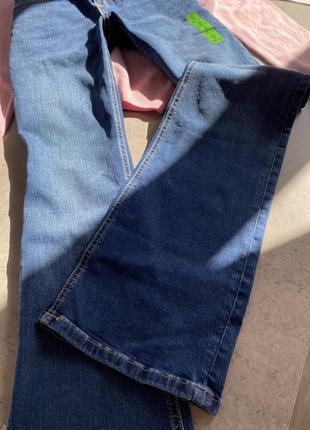 Базовые, темно- синие джинсы от zara3 фото