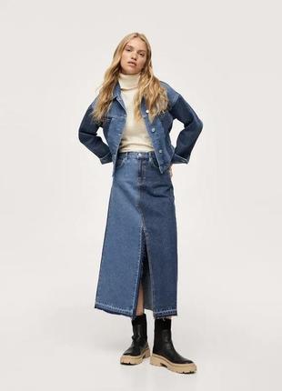 Женская контрастная куртка джинсовка mango5 фото