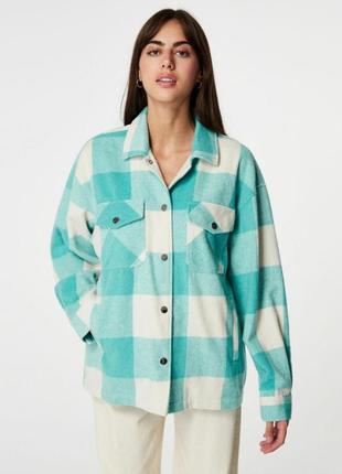 Рубашка в клетку, теплая рубашка женская, размер oversize, застежка на кнопки бренда jennyfer, xs-s1 фото
