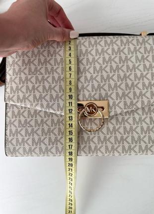 Женская брендовая сумочка michael kors hendrix medium messenger bag сумка оригинал кожа мишель корс майкл корс на подарок жене подарок девушке7 фото