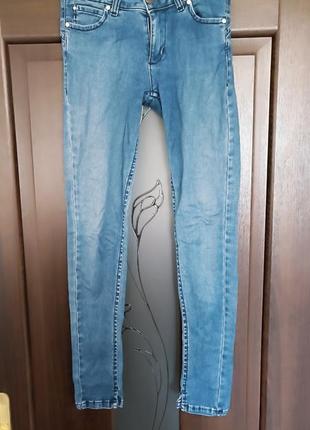 Джинси італія