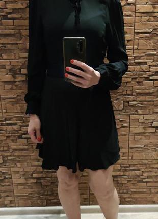 Сукня zara міні чорна жіноча від zara с довгим рукавом