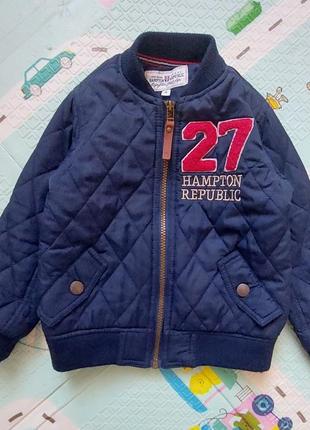 Бомбер куртка стеганная 98 р