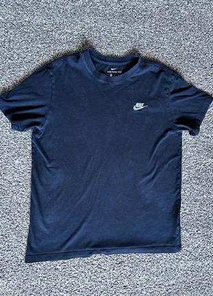 Футболка nike tee черного цвета