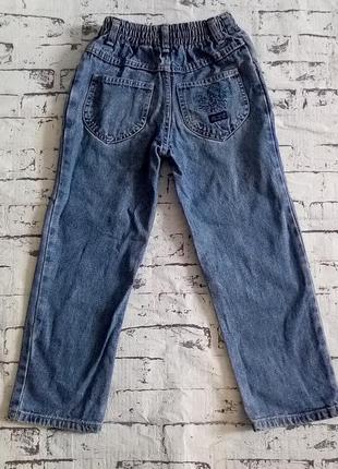 Фирменные джинсы 5-6 лет.2 фото