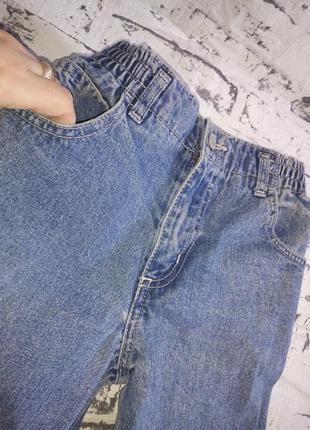 Фирменные джинсы 5-6 лет.8 фото