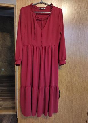 Платье платье бордо с воланами миди6 фото