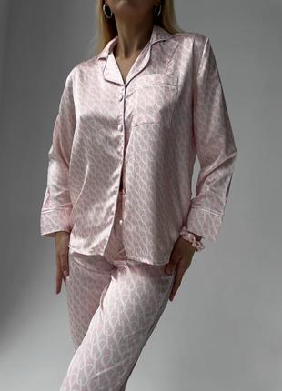 Женская бежевая / розовая шелковая пижама victoria's secret в лого1 фото