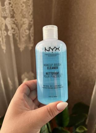 Жидкость для очистки кистей nyx professional makeup makeup brush cleaner